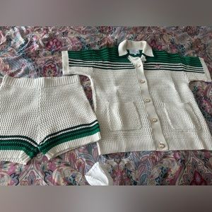 Beautiful Casa Blanca outfit size Medium